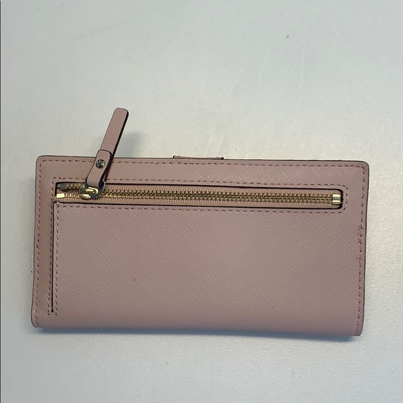 Pink Kate spade wallet with a bow - Picture 2 of 5